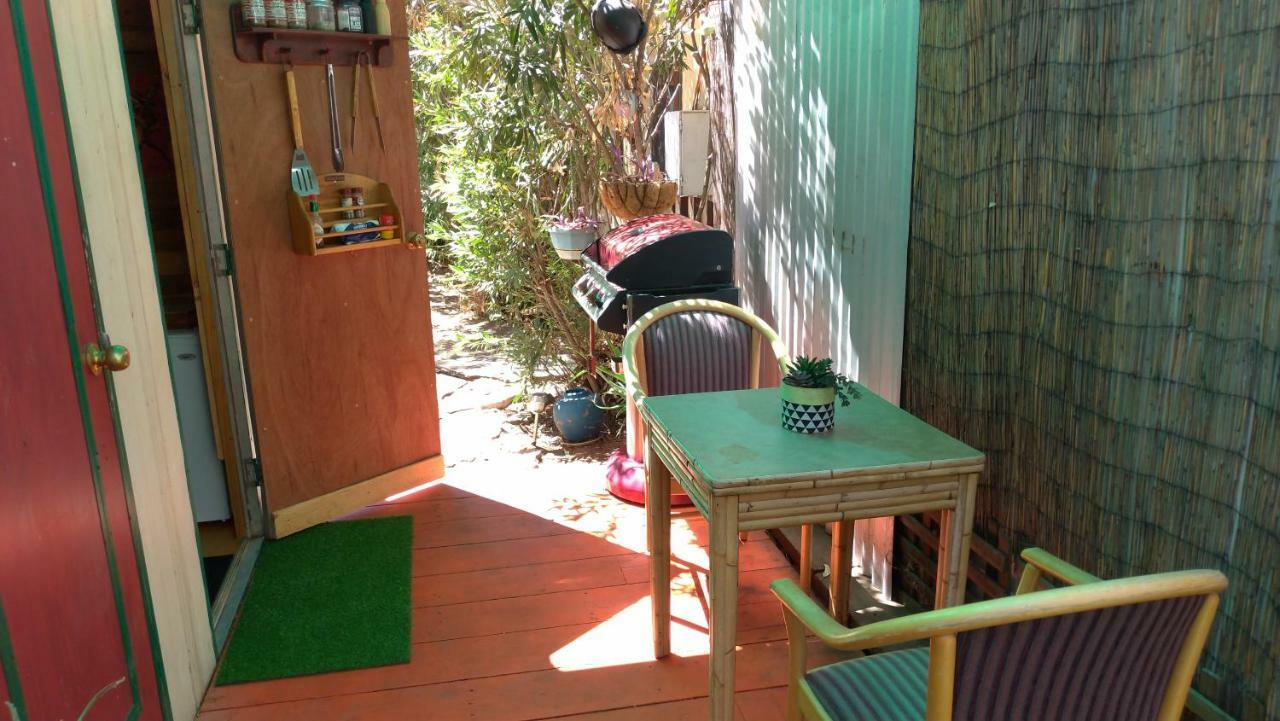 Alice'S Secret Travellers Inn Alice Springs Esterno foto